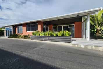 7 Pitcairn Street, Oakura