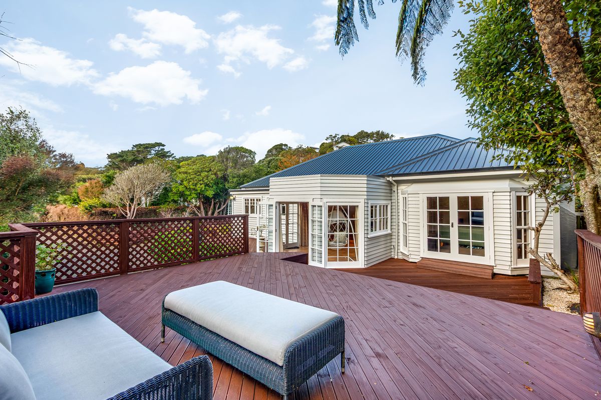 Family Living in the Heart of Karori