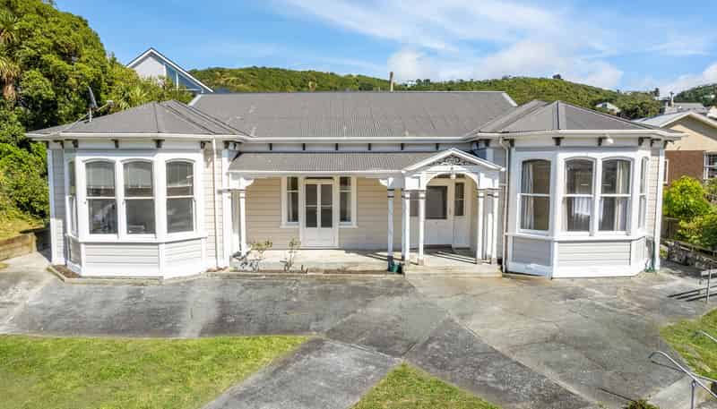 1/36 The Parade, Island Bay