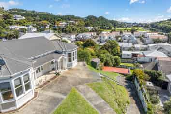 1/36 The Parade, Island Bay