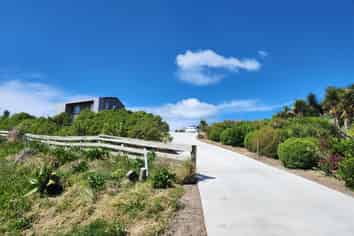  182 Wheatstone Road, Gisborne