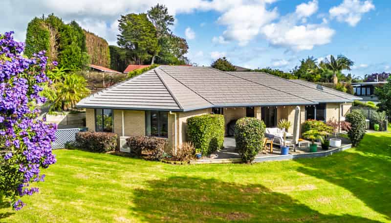 2 Crackerjack Crescent, Kerikeri
