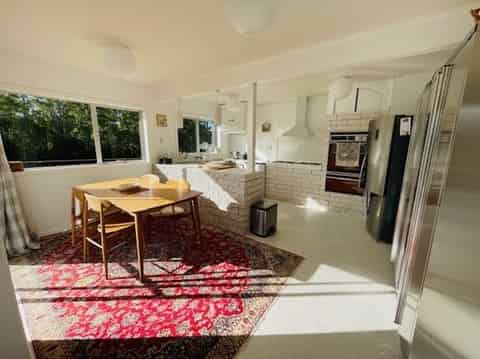 102 Sanders Road, Paremoremo