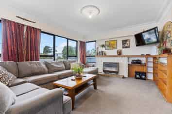 17 Watene Crescent, Waitara