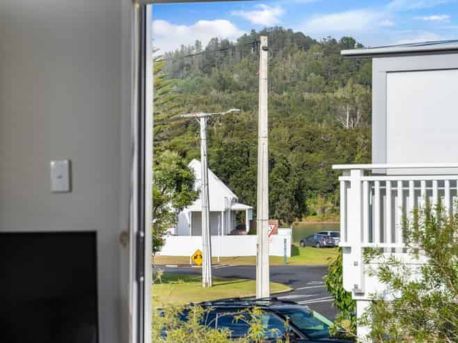 103 Kotuku Street, Whangamata