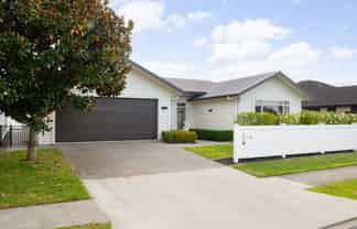 79 Roy Hilton Drive, Flagstaff
