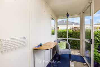 16/17 John Street, Trentham