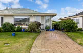 16/17 John Street, Trentham