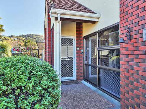 1/10 Nicholas Street, Taradale
