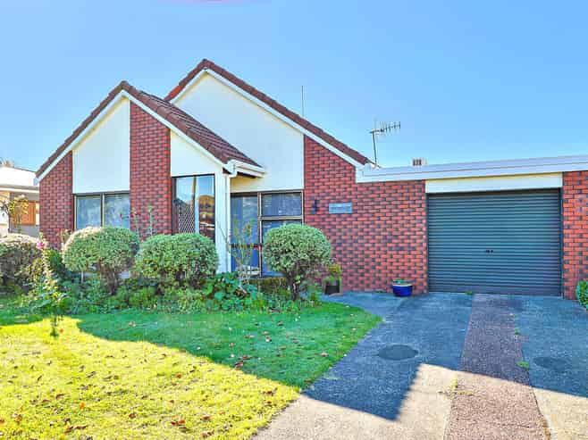 1/10 Nicholas Street, Taradale