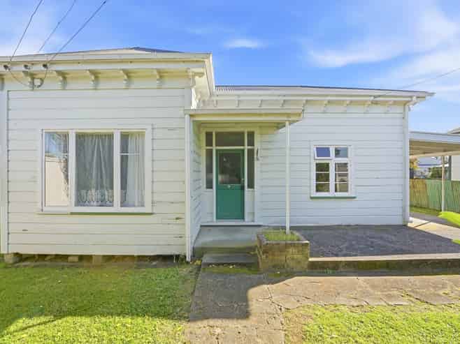 36/36A Liverpool Street, Whanganui