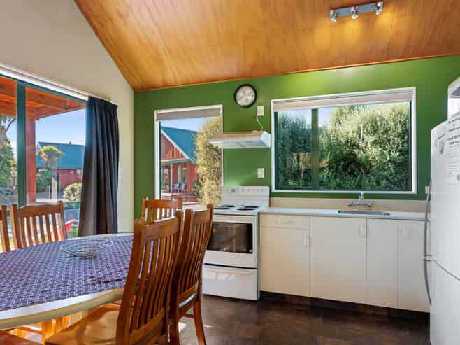 2/178 Main Street, Methven