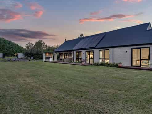 7 Adian Way, Loburn