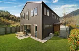 11A Toni's Terrace, Lower Shotover