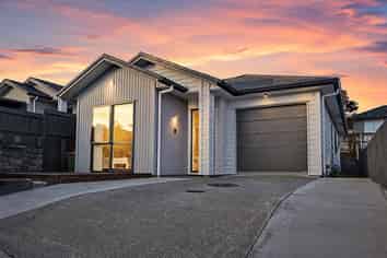 113 Tiriwa Drive, Massey