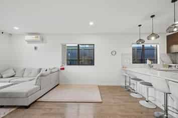 113 Tiriwa Drive, Massey