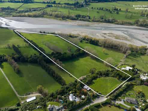 59 Harper Road, Hautere