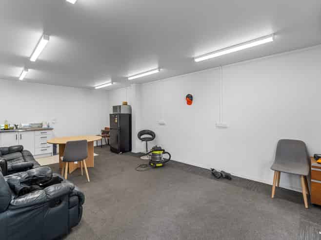 Warehouse, office & parking area