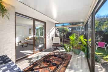 2/57 Reynolds Avenue, Bishopdale