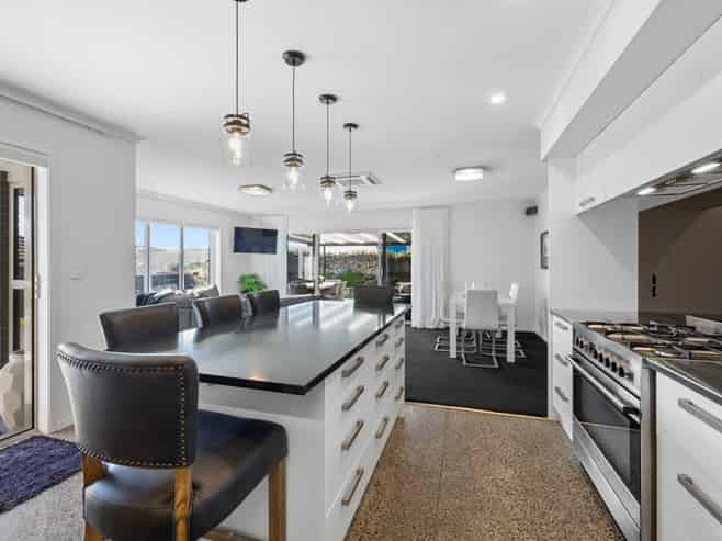 58D Karamea Street, Whalers Gate