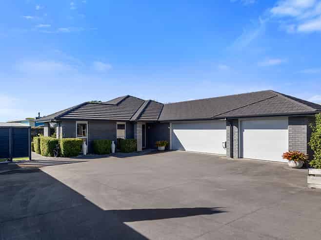 58D Karamea Street, Whalers Gate