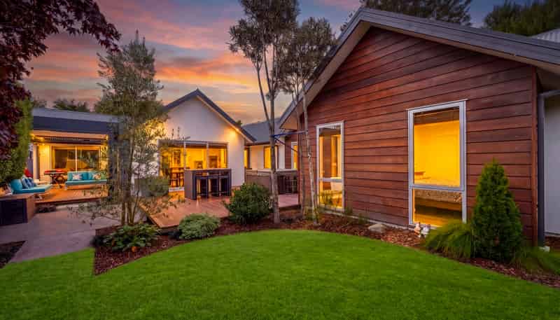 3 Bluestone Drive, Parklands