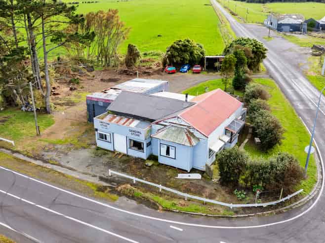 2124 Eltham Road, Manaia
