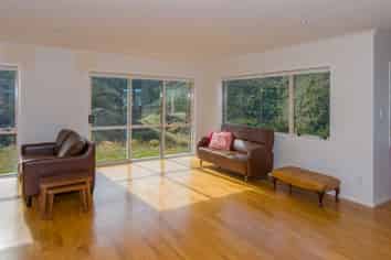 173 Parkvale Road, Karori