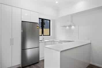 4/1152 Victoria Street, Whitiora