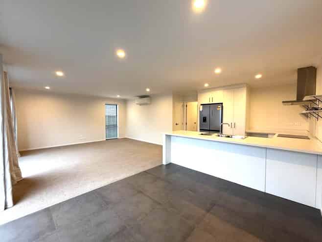 21 John Main Drive, Ramarama