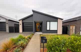 21 John Main Drive, Ramarama