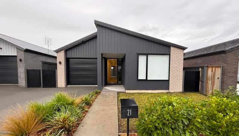 21 John Main Drive, Ramarama
