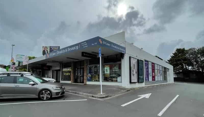  Front & Rear Unit, 754 Manukau Road, Royal Oak