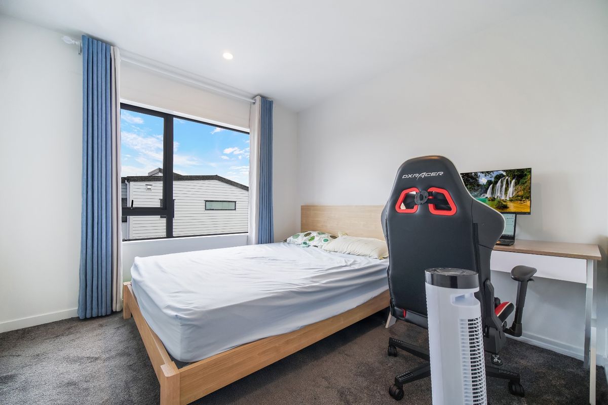 Modern, Low-Maintenance Living in Sought-After Te Atatū Peninsula - Mehr