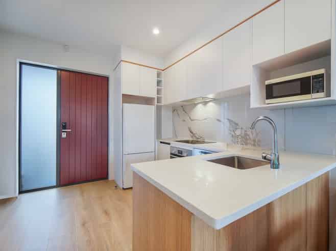 D/12 Shamrock Lane, Te Atatu Peninsula