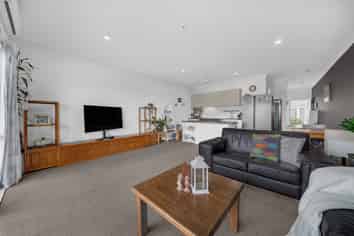 43/128 Stancombe Road, Flat Bush