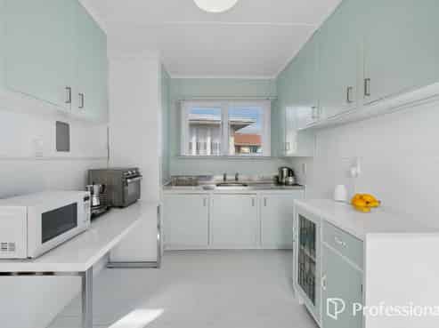 67 Tasman Road, Otaki Beach