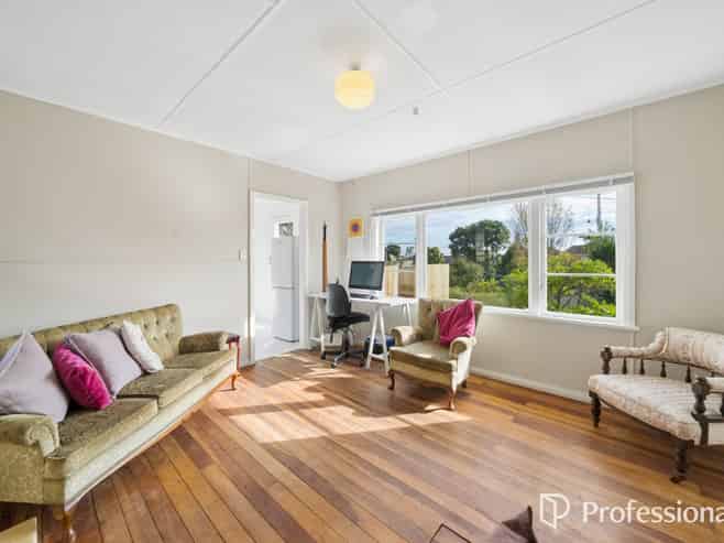 67 Tasman Road, Otaki Beach