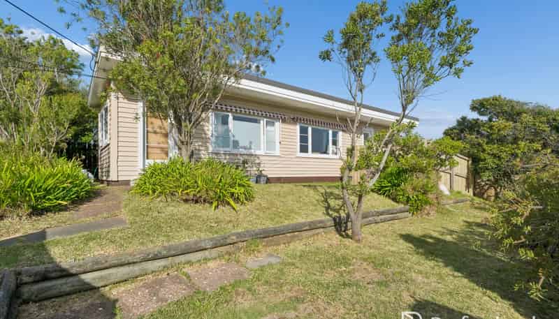 67 Tasman Road, Otaki Beach