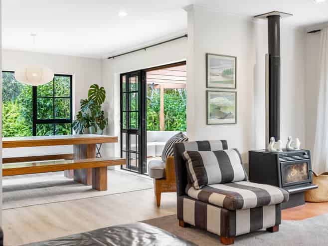 15 Denehurst Drive, Waimauku