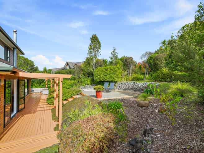 15 Denehurst Drive, Waimauku
