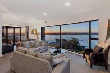 11a Te Awakura Terrace, Mount Pleasant