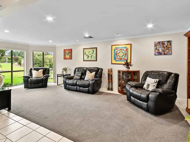 114 Colombo Road, Waiuku