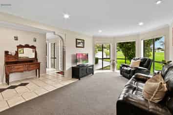 114 Colombo Road, Waiuku