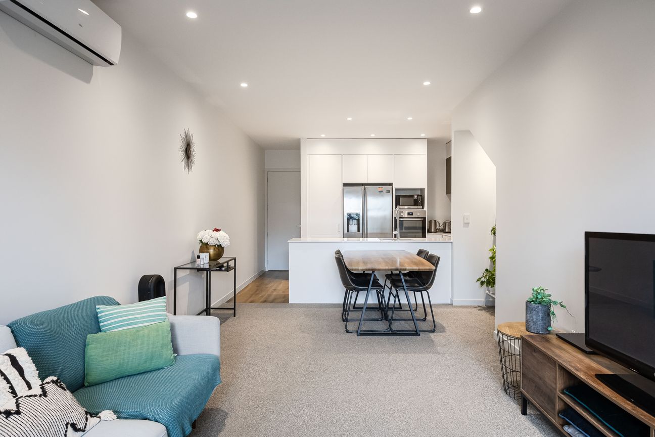 Priced to sell - Don't Miss Out! - Vista 2