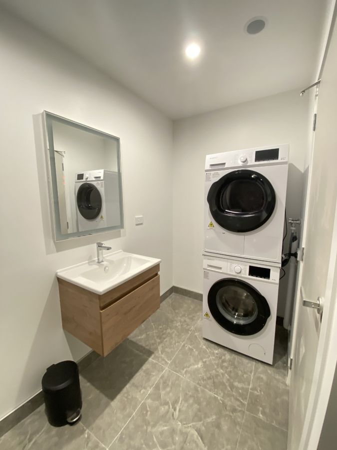 FULLY FURNISHED STUDIO APARTMENT IN ELLERSLIE - Widok 5