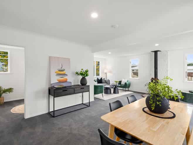 100 Brandon Street, Featherston