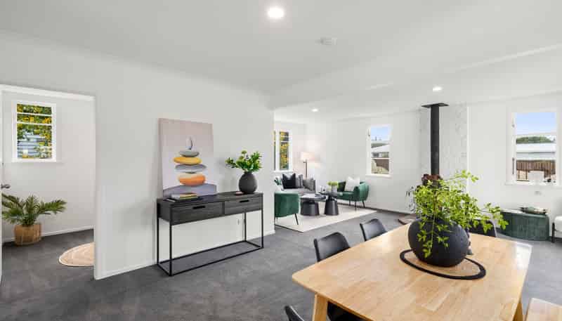 100 Brandon Street, Featherston