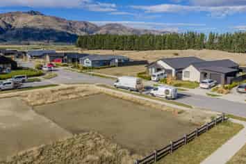 10 Pinn Street, Lake Hawea