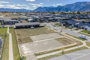 10 Pinn Street, Lake Hawea